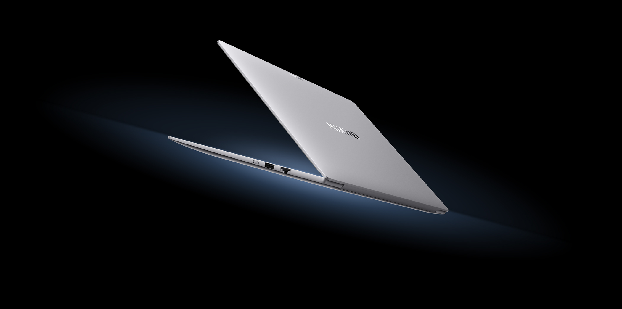 华为擎云 HM740 360° 全景图，展示了轻薄机身