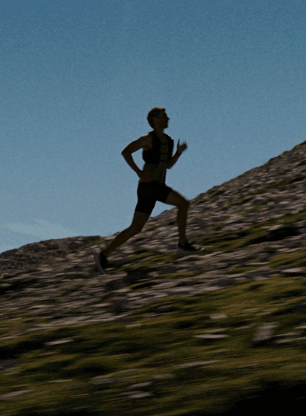 佩戴华为擎云 H5756 跑步场景，展示了向日葵定位功能